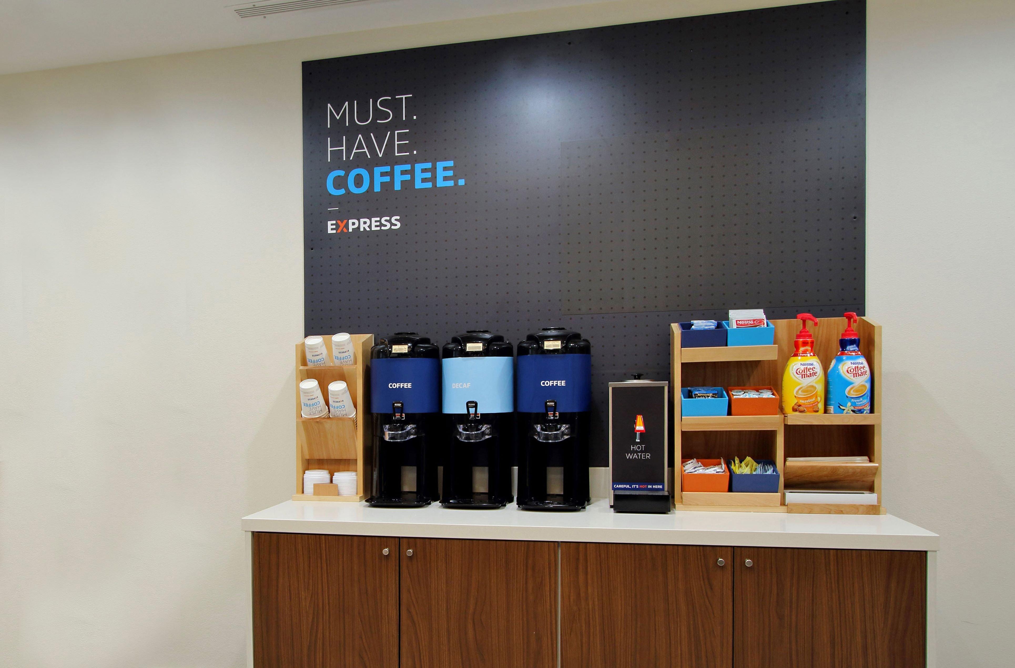 Holiday Inn Express & Suites Atlanta Perimeter Mall Hotel By Ihg Sandy Springs Extérieur photo