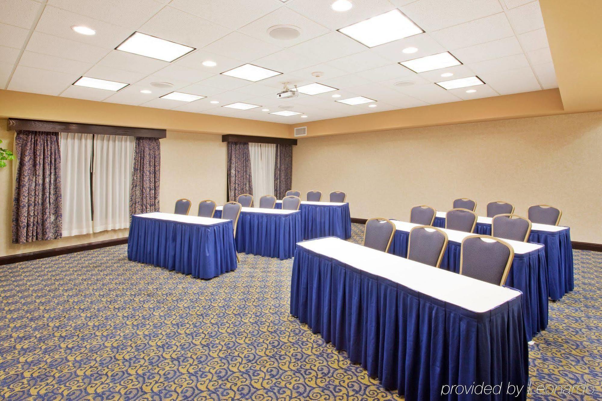 Holiday Inn Express & Suites Atlanta Perimeter Mall Hotel By Ihg Sandy Springs Facilités photo