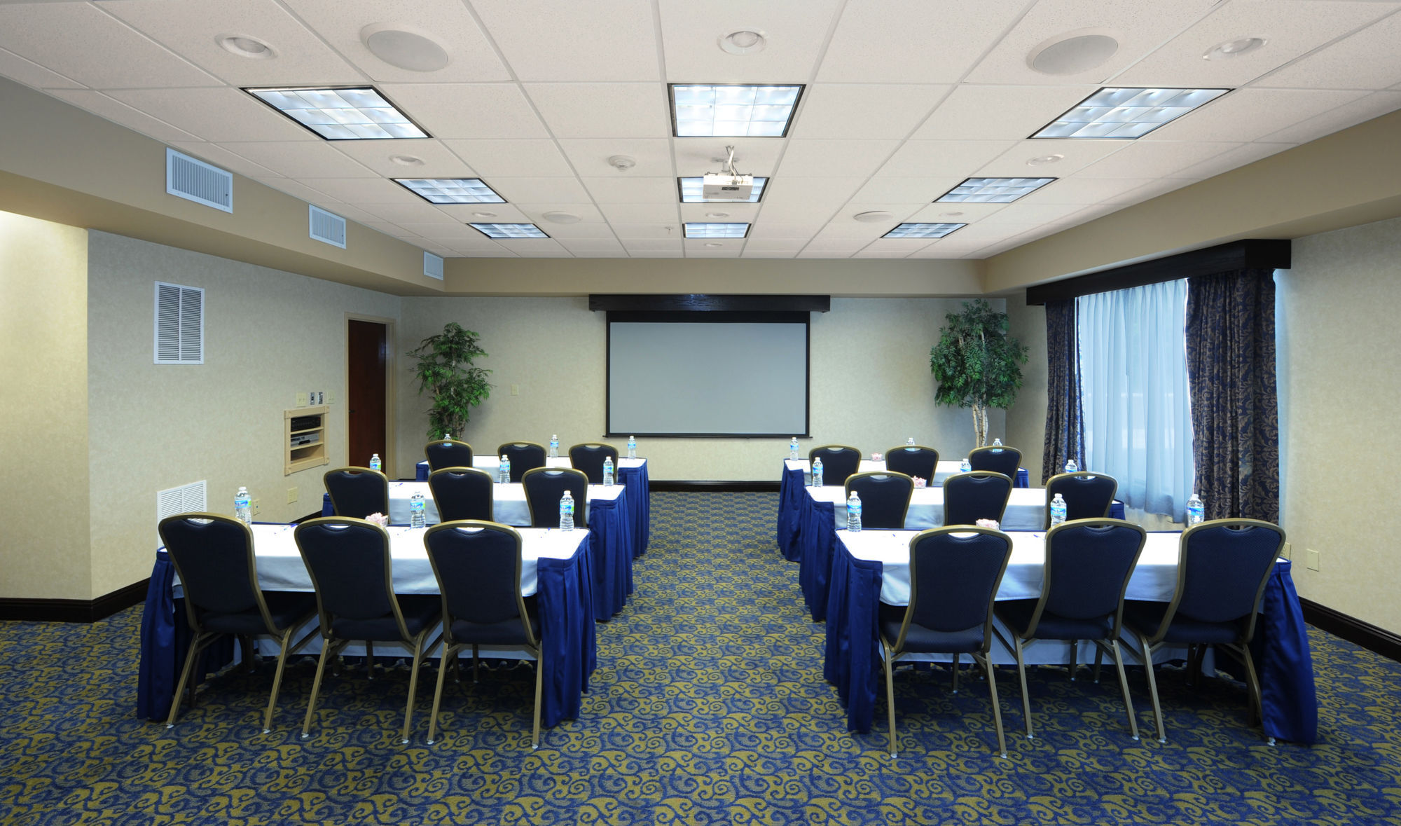 Holiday Inn Express & Suites Atlanta Perimeter Mall Hotel By Ihg Sandy Springs Extérieur photo